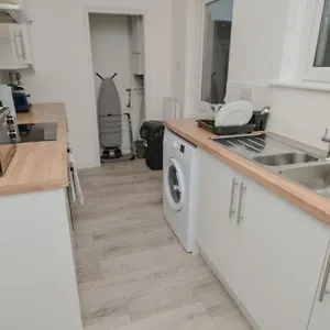 The House Barking (Greater London)