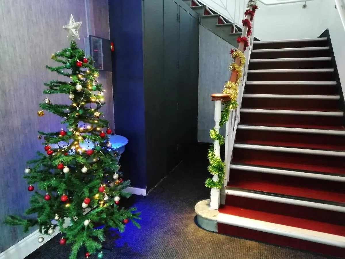 ***  Hotel The Bank Barking  Reino Unido