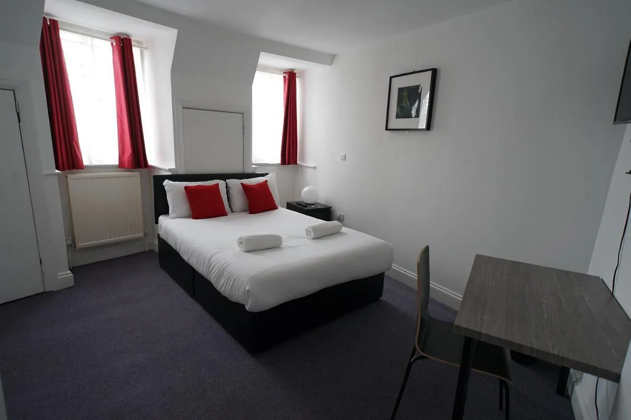 Hotel The Bank Barking